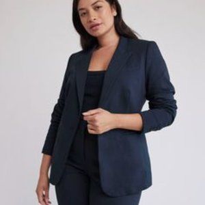 WOMEN'S SUIT - NAVY - SIZE 16 - ONE BUTTON BLAZER AND PENCIL SKIRT